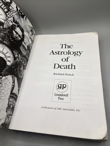 The ASTROLOGY OF DEATH - Richard HOUCK (1994) -vintage PB First Edition Used Item image 9