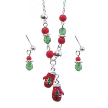 KIDS Christmas Beaded Necklace and Earrings Set - £9.03 GBP