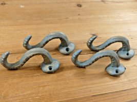 4 Cast Iron Octopus Tentacle Wall Hooks Bathroom Wall Towel Hook Nautical Coat  - £15.70 GBP