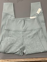Medium Short New OFFLINE THE HUGGER LEGGING BNWTS - $22.99