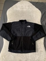 The North Face  800 Medium Men's Fleece Jacket Denali Polartec Polyester Black  - $39.59
