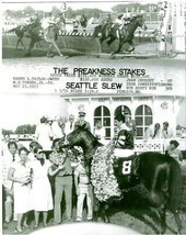 1977 - SEATTLE SLEW - Preakness Stakes Finish Line &amp; Winners Circle - 8&quot; x 10&quot; - £15.80 GBP