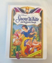 McDonald&#39;s Disney Video Showcase Snow White 1995 - £6.66 GBP