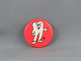 Vintage Health Pin - Murphy the Molar Health Ontario - Celluloid Pin  - £14.90 GBP