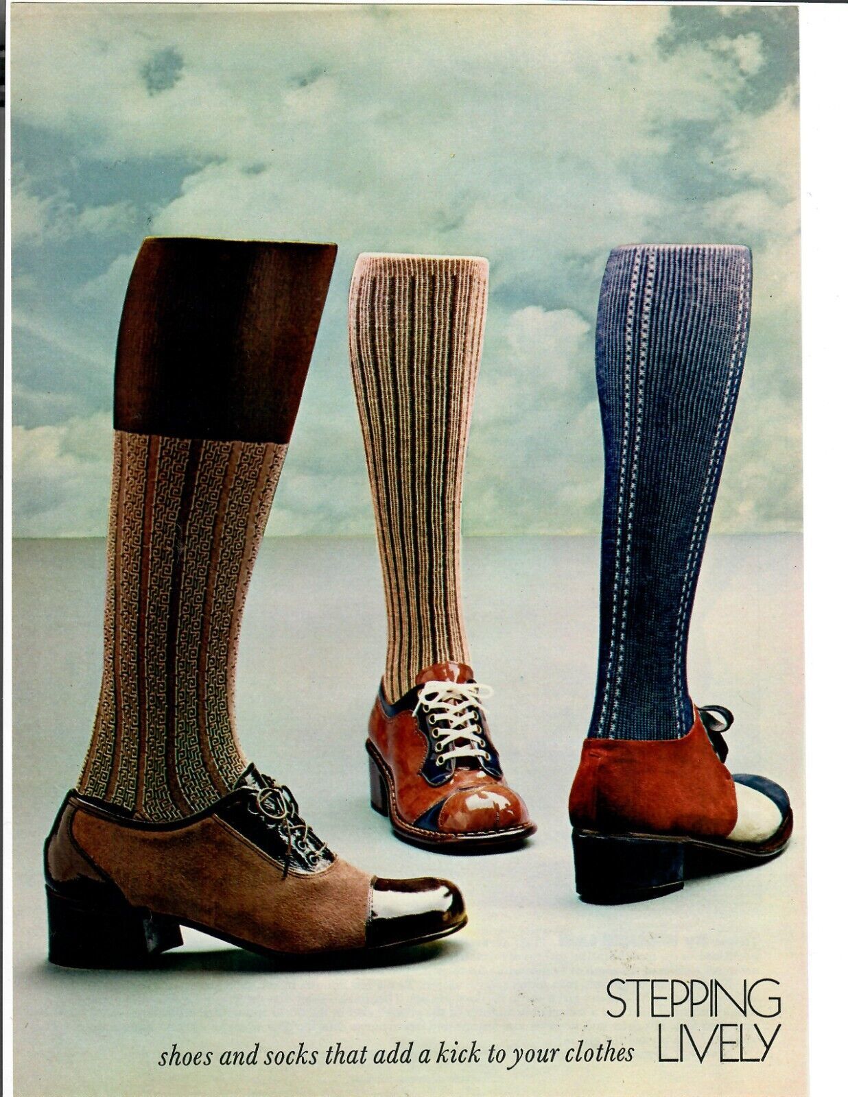 1972 Vintage Print Ad Stepping Lively Shoes Socks Fashion Robert L Green - $14.45