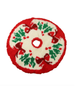 Vintage 60s Completed Latch Hook Yarn 33&quot; Christmas Tree Skirt Cover Hol... - $59.35
