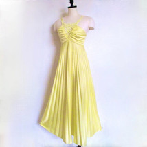 Vintage 70s Jersey Knit Maxi Dress S XS Crystal Pleats Crochet Lace Yell... - $89.99