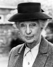 Joan Hickson as Agatha Christie sleuth Miss Marple 1980&#39;s TV 8x10 inch photo - $9.75