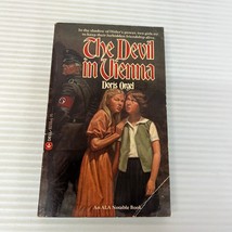 The Devil In Vienna Historical Fiction Paperback Book by Doris Orgel Dell 1980 - £12.36 GBP