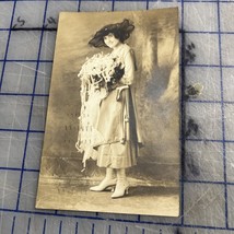 Vintage Picture Postcard 1917 Woman In Granny Boots Holding Bouquet Of F... - $127.70 MXN
