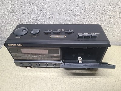 Vintage SOUNDESIGN AM/FM Alarm Clock Radio Cassette Player Model 3827 Works Item image 7