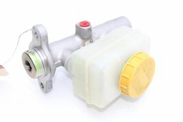 06-07 SUBARU IMPREZA WRX BRAKE MASTER CYLINDER Q7632 image 3