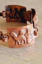 Vintage Unusual Egyptian Roman Chariot Storyteller 5 Panel Copper Bracelet - £38.92 GBP