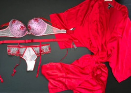 Victoria&#39;s Secret 36B,36DD BRA SET+garter+thong+ROBE Lilac Silver RED Embroidery - £134.21 GBP