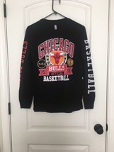 NBA Chicago Bulls Men&#39;s Black Graphic Long Sleeve T-Shirt Size S - £37.17 GBP