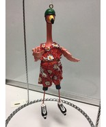 Department 56 pink flamingo ornament 56-34762 retired roller blading 7” - $346.16 MXN