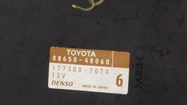 Lexus RX-330 Air Conditioner AC Amplifier Control Module 88650-48060 image 2