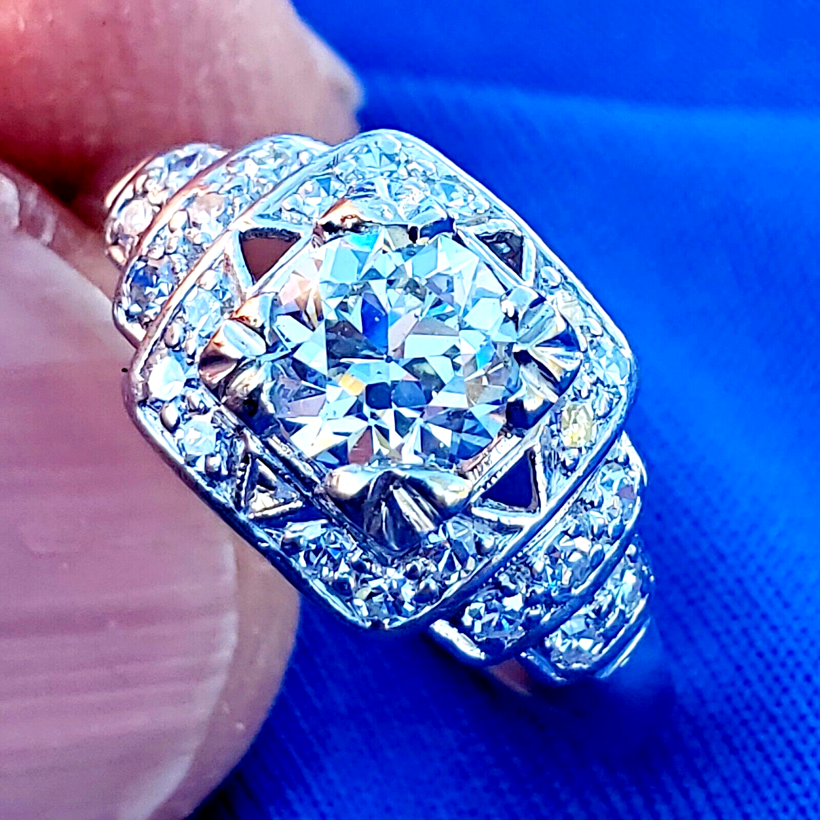 Earth mined Diamond Deco Engagement Ring 1.19 carat Vintage Platinum Solitaire Item image 2