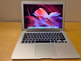 ***BLAZING FAST!***  Apple MacBook Air A1465 11&quot; Laptop - MD711LL/B (Ear... - £314.61 GBP