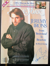 JEREMY IRONS: (DEAD RINGERS) ORIG,HAND SIGN AUTOGRAPH ON MAGAZINE COVER - $197.99