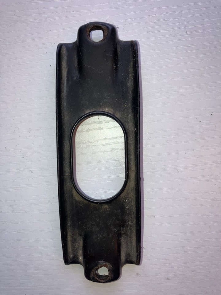 92-00 Civic Del Sol Battery Tie Down Bracket No rods - $9.89