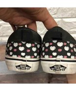 Vans pink &amp; white hearts sneakers size 4 - $555.81 MXN