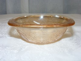 Vintage Depression Glass Small Peach Square Bowl Iridized Leaf Floral Pa... - $368.72 MXN