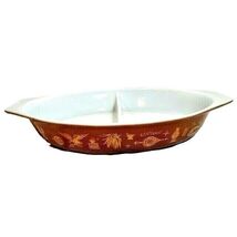 Pyrex Early American Divided Casserole Dish Gold Brown 1.5 Qt Vintage 19... - $484.89 MXN