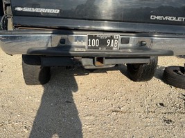 1999 2006 Chevrolet Silverado 2500 G80 OEM Tailgate  - $184.39