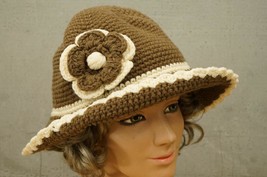 Artisan Hand Crafted Brown &amp; Cream Crochet Hat Bucket Cloche Flower Accent - £22.94 GBP