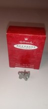 Hallmark Keepsake Miniature Ornament 2000 Husky - Frosty Friends TINY  - $10.74