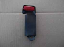 2003-2005 Toyota Celica GT GT-S REAR SEAT BELT BUCKLE OEM image 2