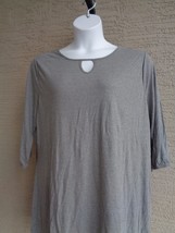  Just My Size 1X Tunic Top 3/4 Sleeve Key Hole Neckline High Low Fluid D... - $94.23 MXN