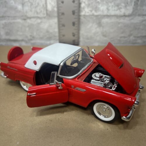 1956 Ford Thunderbird ~ MotorMax 68015 ~ 1:24 Scale Diecast Red w/ White Top - $25.25