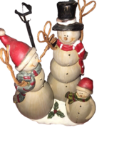 Resin Snow Family Fig Statue(Red/Black/White)-Brand New-SHIPS N 24 HOURS - £46.74 GBP