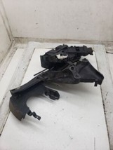  S40       2005 Lock Actuator 433070 - $37.61