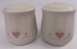 Salt and Pepper Shakers Beige Hearts Pink Green Leaves Made in Japan Mil... - £15.52 GBP