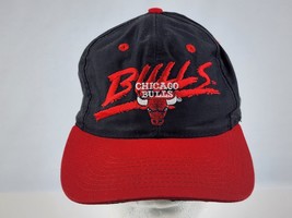 Vintage Chicago Bulls snapback Hat ADJ Underline w/ Rear Spell out logo - £22.87 GBP