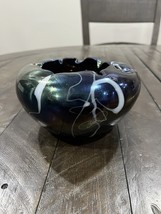 Amethyst Opalescent Threading Swirls Art Glass Handblown Rose Bowl - $2,404.18 MXN