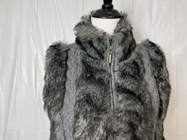 Fuda Faux Fur Gray Full Zip Lined Vest Collared Womens Size Small Sleeve... - £17.84 GBP