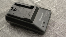 OEM Battery Panasonic Charger Power Supply VSK0581 Li-Ion Battery - £24.92 GBP