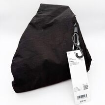 Uniqlo U Crossbody Bag Black Sold Out Large Crescent Shape New With Tags - $1,207.23 MXN