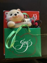 Vintage Avon Holiday Friends Christmas Ornament Cat in Shopping Bag - $5.89