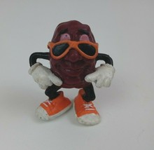 Vintage 1989 Calras Applause California Raisins Hands On Hips 2&quot; Mini Fi... - $4.94
