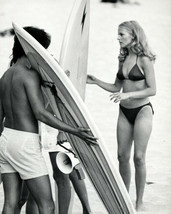 Cheryl Ladd Charlie&#39;s Angels Bikini On Set By Surfboards 8x10 Photo - £7.70 GBP