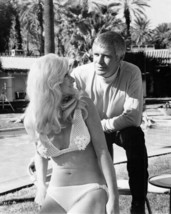 George Peppard as Banacek with buxom blonde in bikini by pool 11x14 inch photo - £15.44 GBP