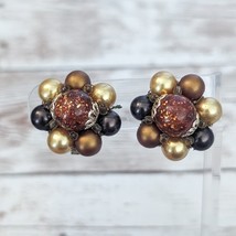 Vintage Clip On Earrings Just Under 1&quot; Cluster Style - $11.99