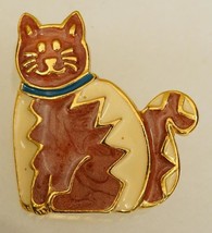 Vintage Costume Jewelry Pink Cream Enamel Kitty Cat Gold Tone Metal Brooch Pin - £16.58 GBP