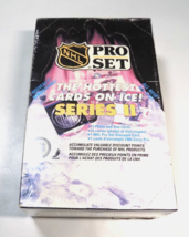 1989-1990 NHL Pro Set Series II -Hottest Cards On Ice- Contains 36 Wax Packs - $18.81