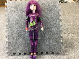 Disney Descendants 2 Mal Doll Isle Of The Lost Purple w Boots Shoes articulated - £7.22 GBP